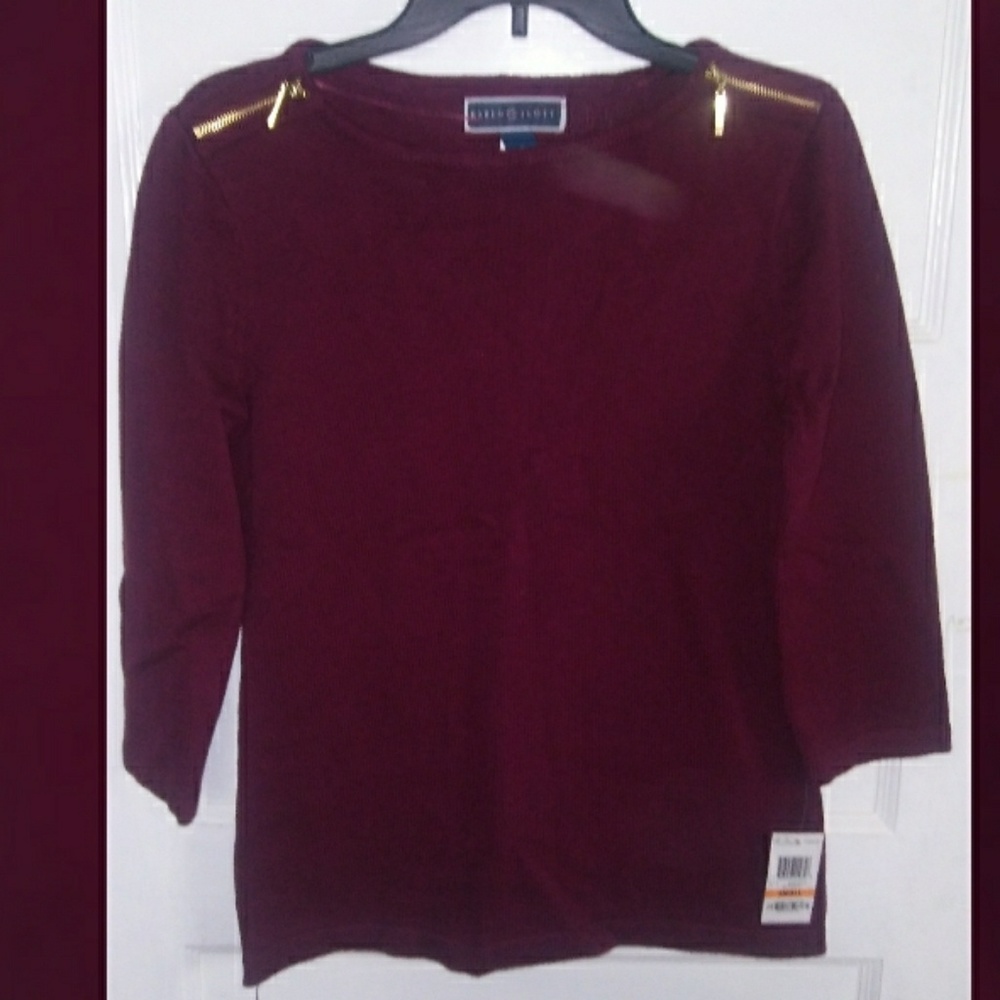 Maroon sweater NWT